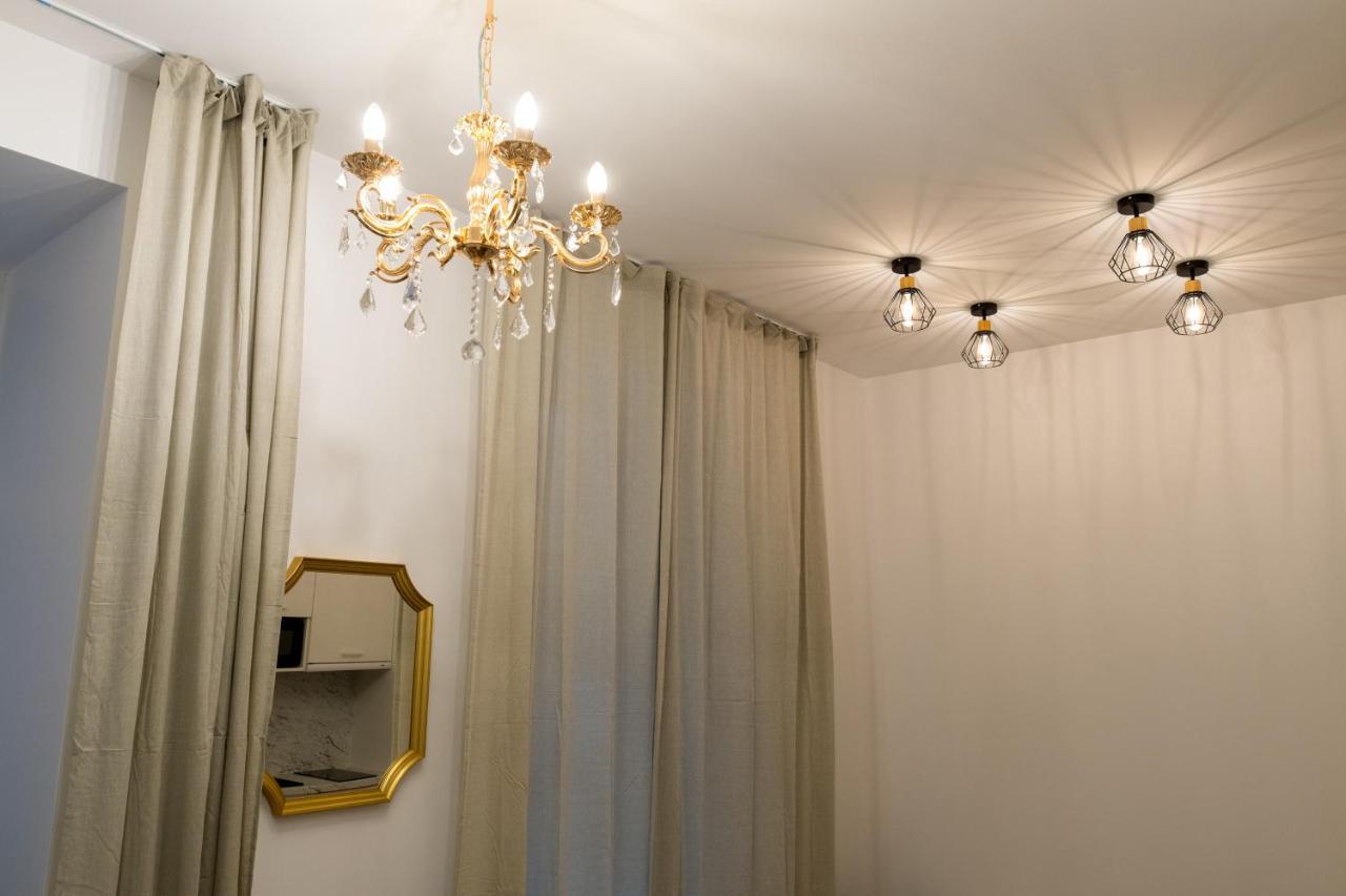 Theatre Apartments Lacplesa รีกา ภายนอก รูปภาพ